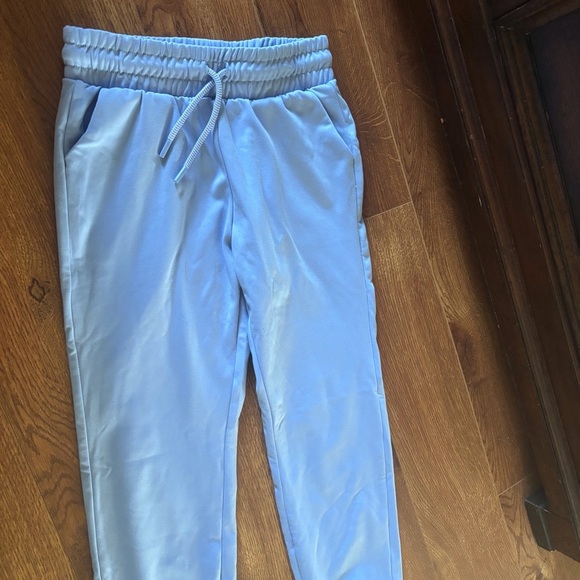Yogalicious girls sweatpants in size S (7/8) - Picture 2 of 4
